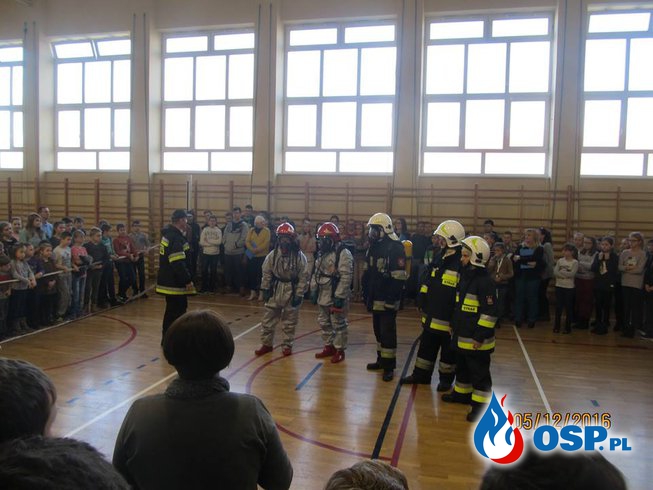 Ćwiczenia w Zespole Szkół w Trzcinicy OSP Ochotnicza Straż Pożarna