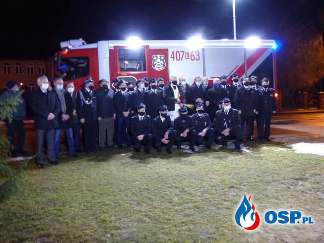Rosenbauer w OSP Majdan Stary. Wóz służył wcześniej strażakom w Szwajcarii. OSP Ochotnicza Straż Pożarna