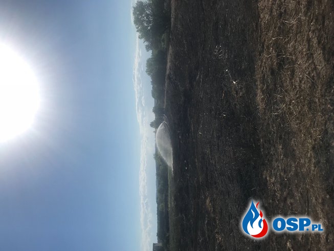 Piętnastogodzinne dogaszanie torfowiska w miejscowości Bara OSP Ochotnicza Straż Pożarna