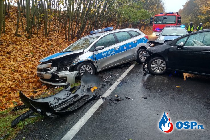 Dwóch policjantów rannych w wypadku radiowozu na DK 55 OSP Ochotnicza Straż Pożarna