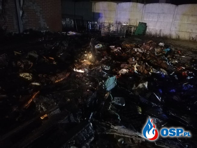 Pożar składowanych śmieci OSP Ochotnicza Straż Pożarna