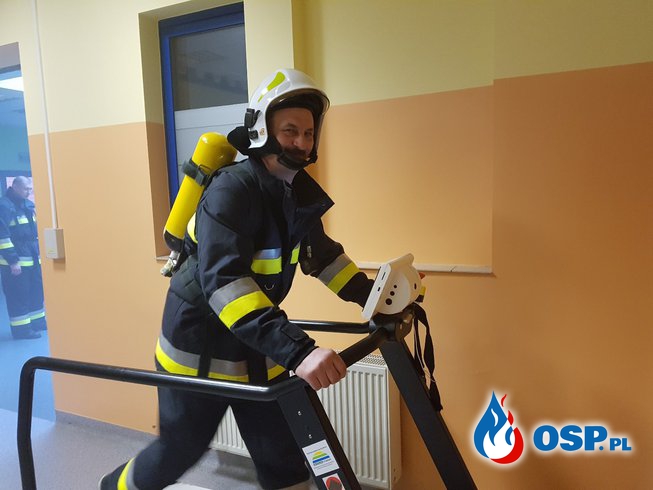 Ćwiczenia w komorze dymowej Ostrów Wielkopolski OSP Ochotnicza Straż Pożarna