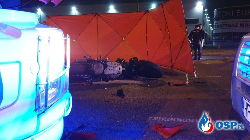 Dwie osoby zginęły w wypadku motocykla Ducati. Tragiczny finał jazdy próbnej w Łodzi. OSP Ochotnicza Straż Pożarna