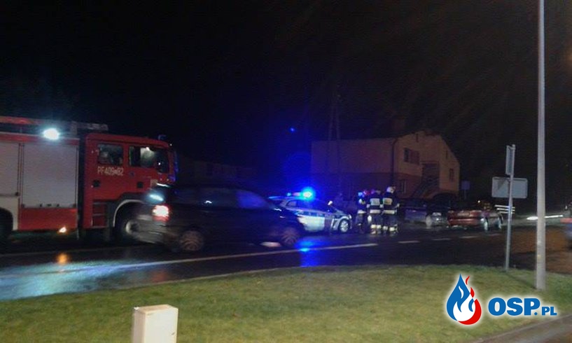 Wypadek na drodze wojewódzkiej numer 190 w Szamocinie OSP Ochotnicza Straż Pożarna