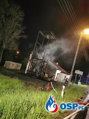 Spłonęła wieża dawnej remizy OSP w Grabowie OSP Ochotnicza Straż Pożarna