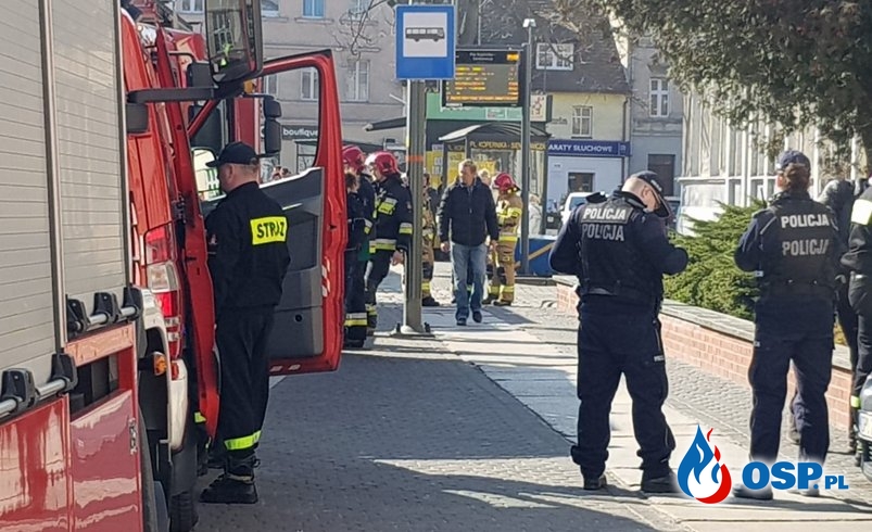 Podejrzana paczka w siedzibie Taurona w Opolu. Zaalarmowano strażaków i policję. OSP Ochotnicza Straż Pożarna