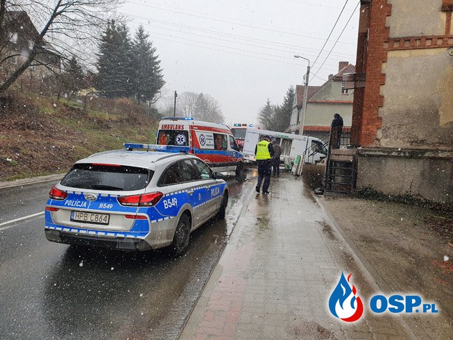 Zderzenie dwóch samochodów OSP Ochotnicza Straż Pożarna
