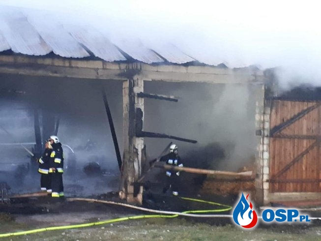 Nocny pożar stodoły i zabudowań mieszkalnych na Pomorzu OSP Ochotnicza Straż Pożarna