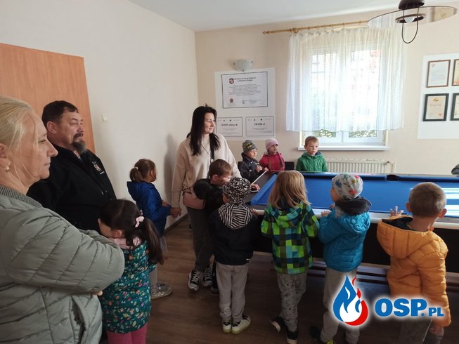 Wizyta dzieci z "Zerówki" OSP Ochotnicza Straż Pożarna