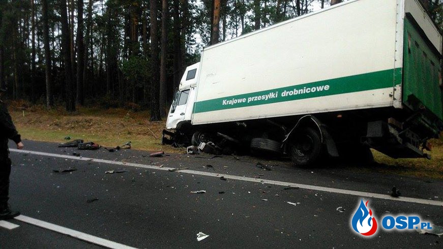 Zderzenie samochodu z ciężarówką na DK16 koło Naglad OSP Ochotnicza Straż Pożarna