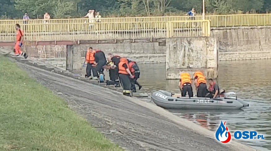 15-latek utonął w zbiorniku przeciwpożarowym w Kowarach. OSP Ochotnicza Straż Pożarna