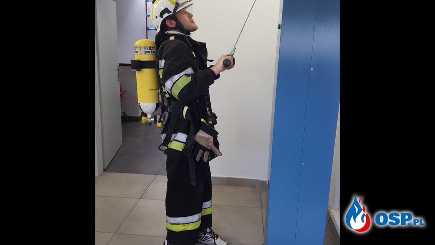 Ćwiczenia w komorze dymowej OSP Ochotnicza Straż Pożarna