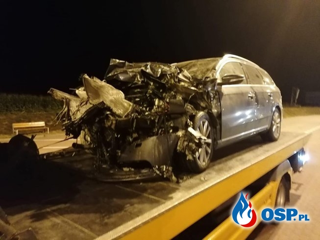 Zderzenie dwóch samochodów na autostradzie A4. OSP Ochotnicza Straż Pożarna
