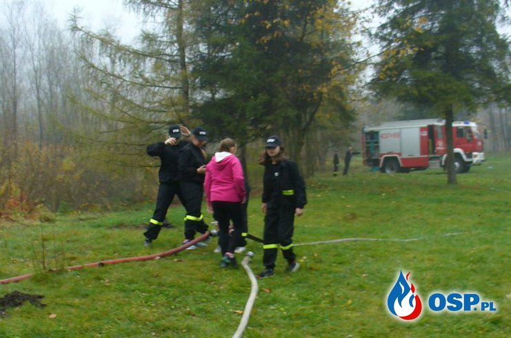 Ćwiczenia MDP dziewcząt OSP Ochotnicza Straż Pożarna