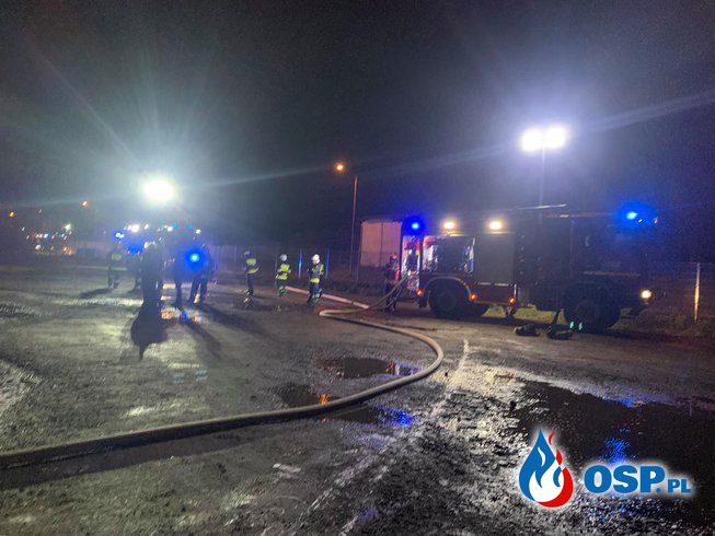 Trzy autobusy spłonęły w nocy w Drawsku Pomorskim OSP Ochotnicza Straż Pożarna