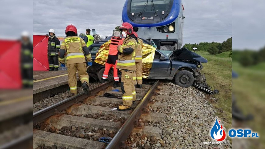 Trzy osoby zginęły w wypadku na przejeździe kolejowym w Martianach OSP Ochotnicza Straż Pożarna