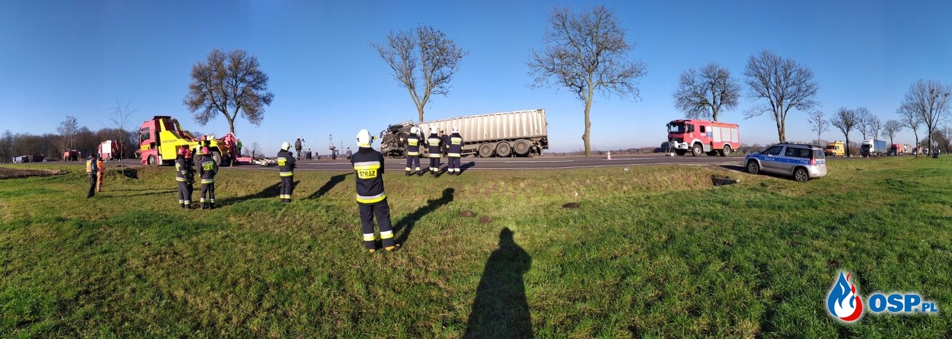 Zderzenie 2 pojazdów ciężarowych na DK60 OSP Ochotnicza Straż Pożarna