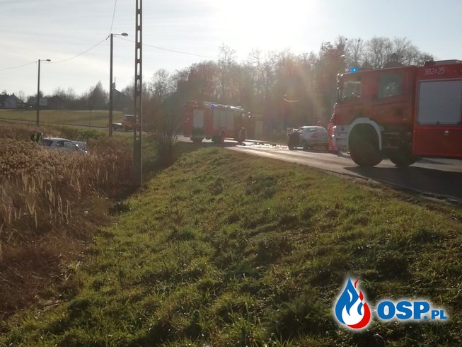 Wypadek drogowy - Zderzenie dwóch pojazdów OSP Ochotnicza Straż Pożarna