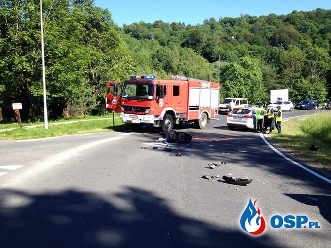 Pożar samochodu i zderzenie motoru z samochodem w Solinie OSP Ochotnicza Straż Pożarna