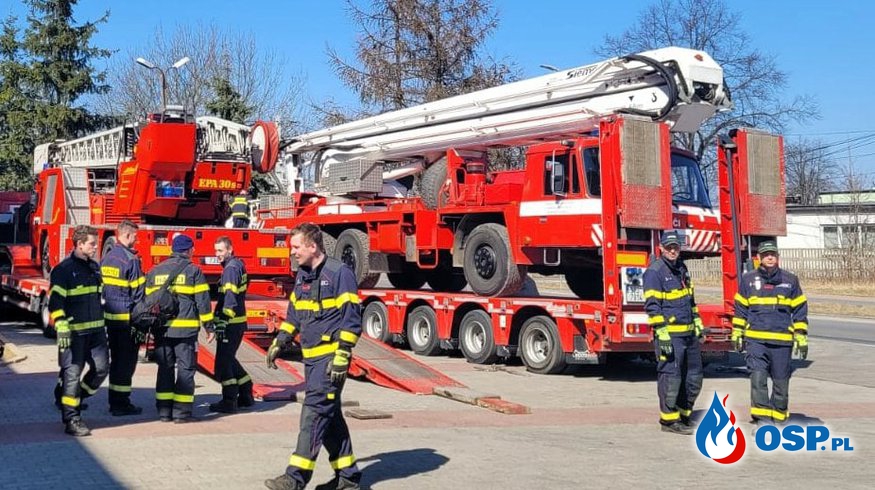 Kolejne wozy strażackie dla Ukrainy. Tym razem od Czechów. OSP Ochotnicza Straż Pożarna