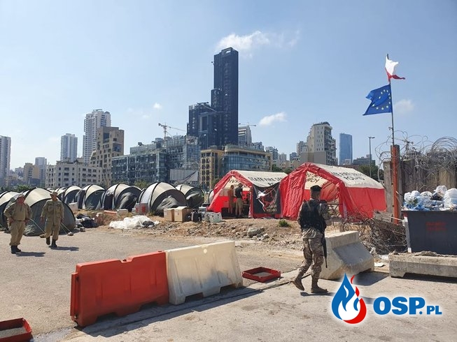 Polscy strażacy już w Bejrucie. Trwa budowa bazy dla ratowników. OSP Ochotnicza Straż Pożarna