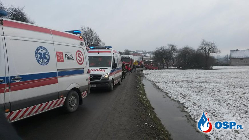 Wypadek autokaru w Jodłowej Górnej. OSP Ochotnicza Straż Pożarna