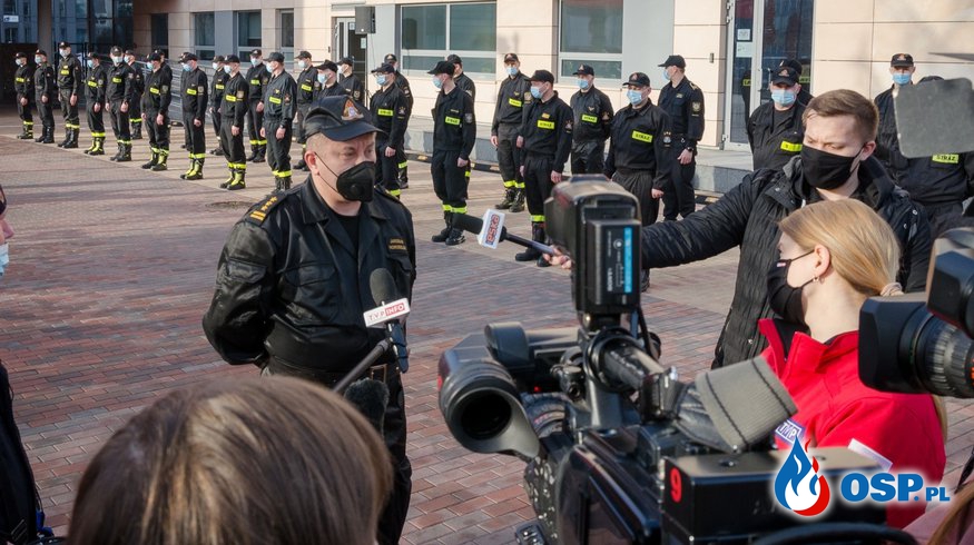 60 strażaków PSP oddelegowano do warszawskiego szpitala MSWiA. Pomogą w opiece nad chorymi na COVID-19. OSP Ochotnicza Straż Pożarna