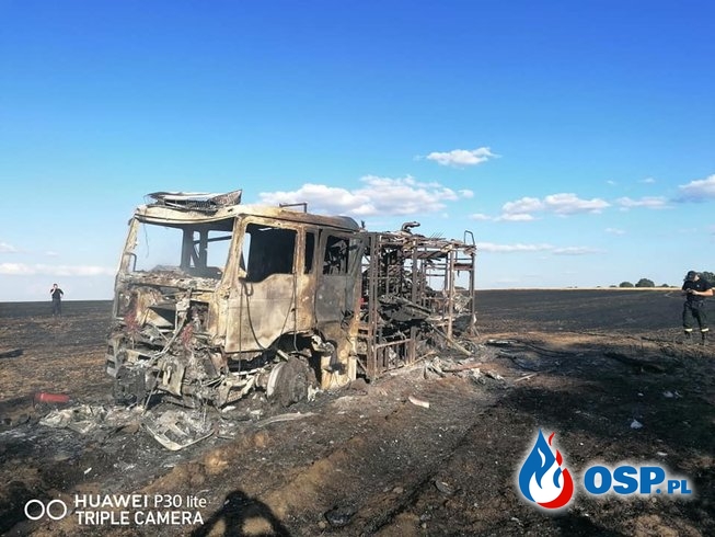 Wóz OSP doszczętnie spłonął podczas akcji. Ruszyła zbiórka