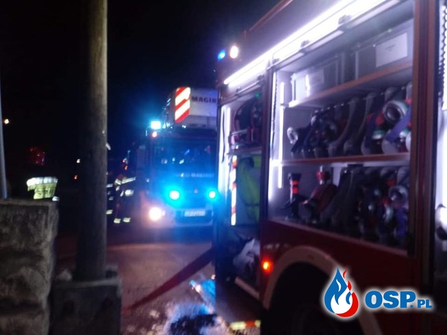 Nocny pożar domu w Komprachcicach. "Przystąpiono do RKO" OSP Ochotnicza Straż Pożarna