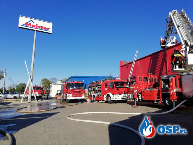 Pożar marketu budowlanego Majster w Głubczycach OSP Ochotnicza Straż Pożarna