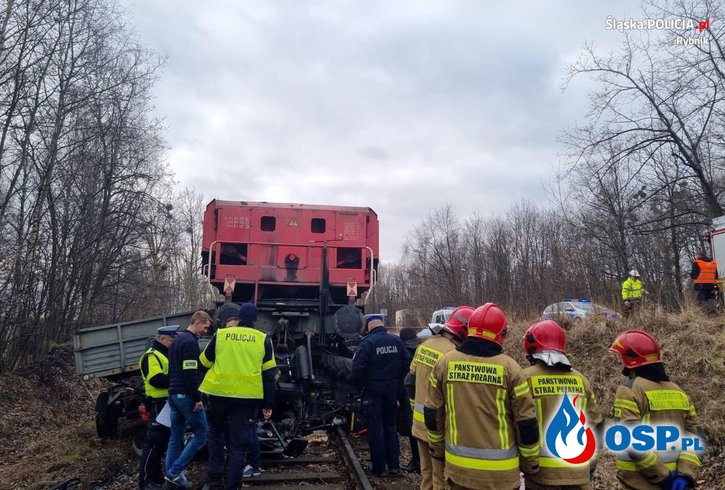 Wjechał traktorem pod pociąg. Tragiczny wypadek w Rybniku. OSP Ochotnicza Straż Pożarna