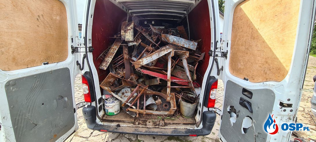 Zbiórka złomu, licytacje i kiermasze. Strażacy zbierali pieniądze na nowy wóz. OSP Ochotnicza Straż Pożarna
