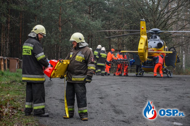 Czołowe zderzenie pod Opolem, dwie osoby trafiły do szpitala OSP Ochotnicza Straż Pożarna