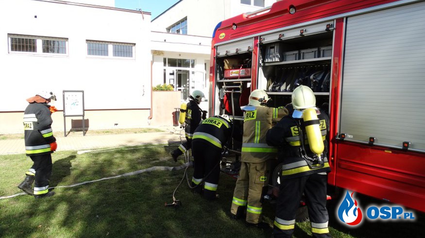 Pożar w Szkole Podstawowej w Słubicach OSP Ochotnicza Straż Pożarna