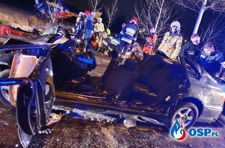 Poważny wypadek w Falentach Nowych. Na miejsce wezwano śmigłowiec LPR. OSP Ochotnicza Straż Pożarna