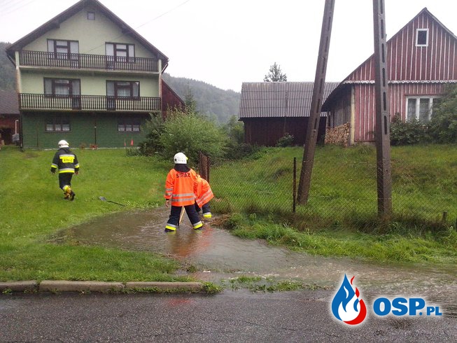Skutki ulewnych deszczów! OSP Ochotnicza Straż Pożarna