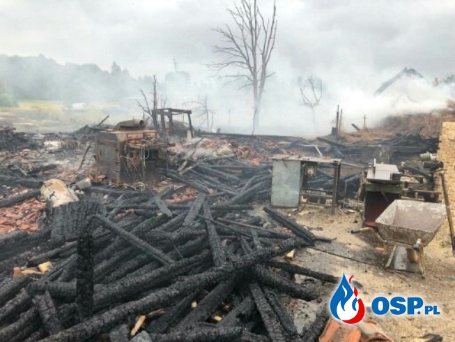 Pożar stodoły i budynku gospodarczego w miejscowości Liwa OSP Ochotnicza Straż Pożarna