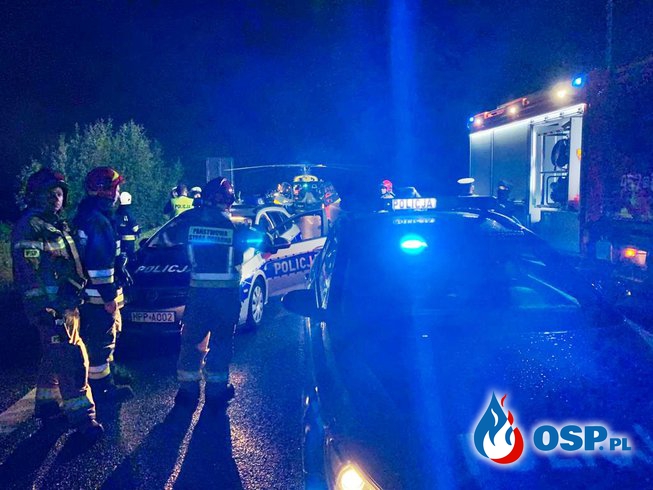9 osób zginęło w zderzeniu busa z autokarem. Koszmarny wypadek pod Gliwicami. OSP Ochotnicza Straż Pożarna