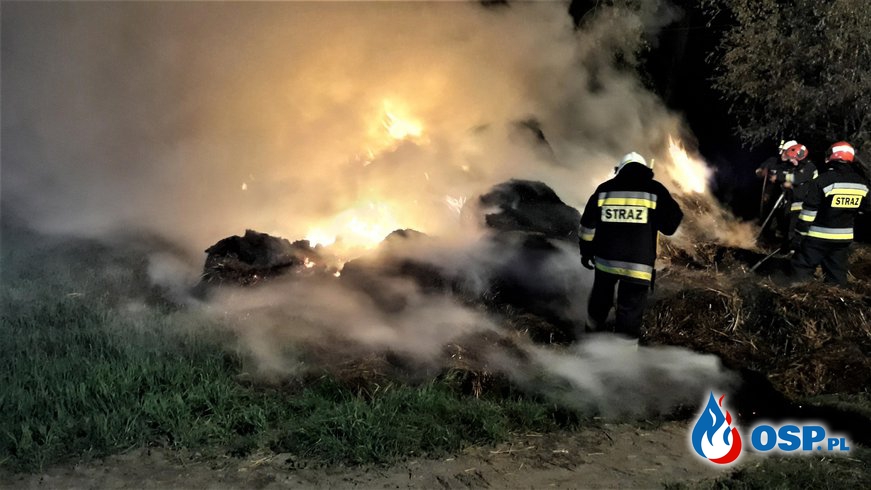 Pożar stogu siana w miejscowości Główina gm. Brudzeń Duży. OSP Ochotnicza Straż Pożarna