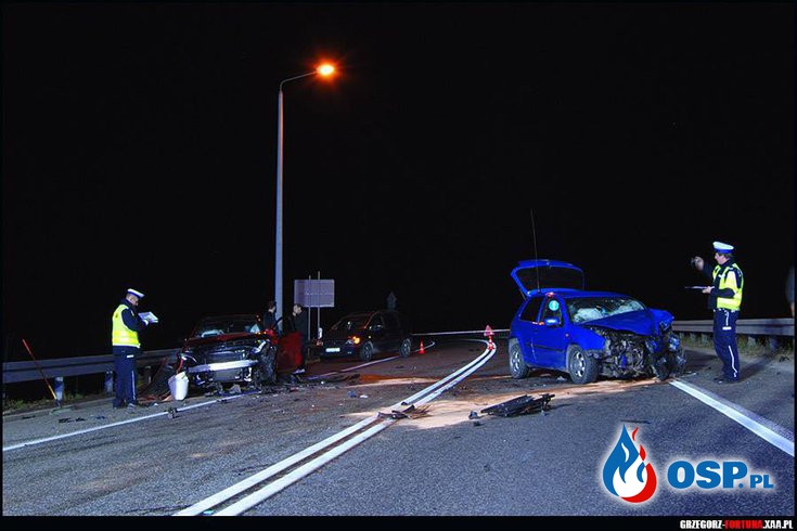 Tragiczny wypadek w Tarnawie Dolnej. Jedna osoba zginęła, cztery są ranne. OSP Ochotnicza Straż Pożarna