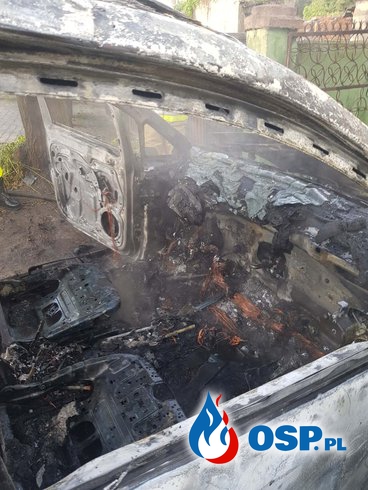 Wronki – pożar samochodu OSP Ochotnicza Straż Pożarna