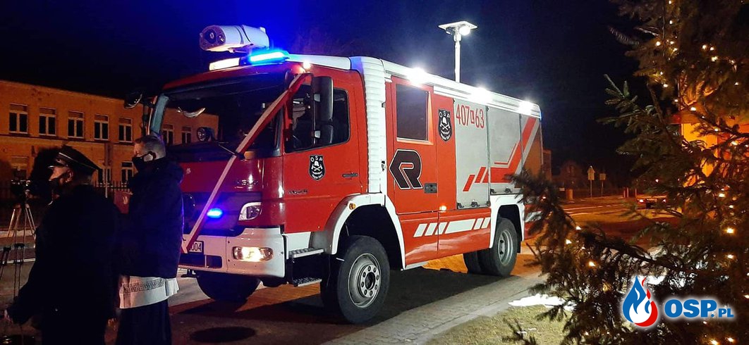 Rosenbauer w OSP Majdan Stary. Wóz służył wcześniej strażakom w Szwajcarii. OSP Ochotnicza Straż Pożarna