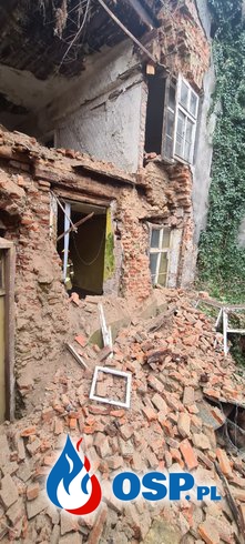 Runęła ściana kamienicy. Katastrofa budowlana w Bielsku-Białej. OSP Ochotnicza Straż Pożarna