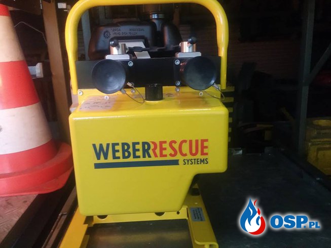 Tak prezentuje się nasz nowy sprzęt ratownictwa technicznego firmy WEBER RESCUE Polska . OSP Ochotnicza Straż Pożarna