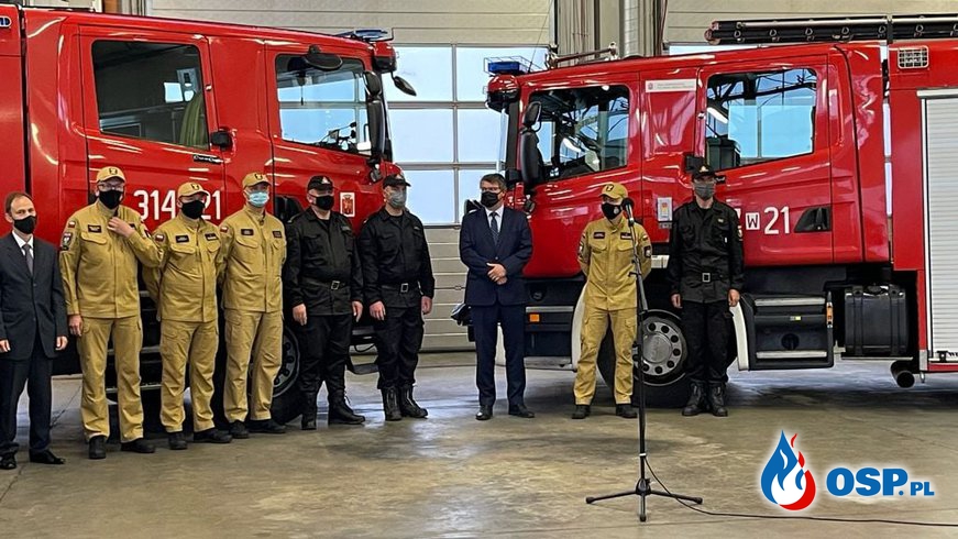 143 strażaków wylatuje dziś z Polski do Grecji. Zastąpią kolegów, którzy od 2 tygodni walczą z pożarami. OSP Ochotnicza Straż Pożarna