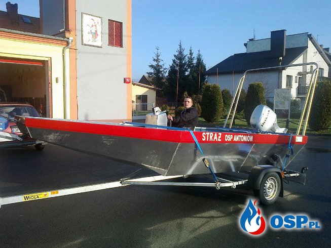 Nowa łódź OSP Ochotnicza Straż Pożarna