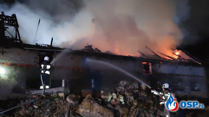 Pożar gospodarstwa w Żukowie. Część zwierząt nie przeżyła. OSP Ochotnicza Straż Pożarna