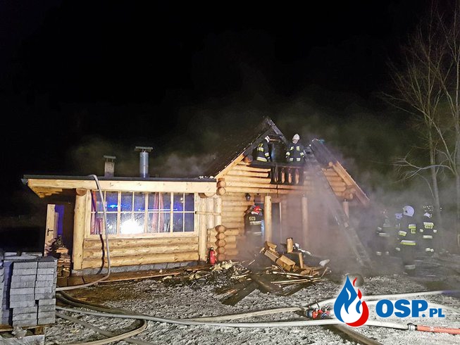 Pożar drewnianego domu OSP Ochotnicza Straż Pożarna