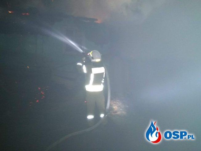 Tragiczny finał trudnej akcji gaśniczej. W zgliszczach znaleziono zwłoki. OSP Ochotnicza Straż Pożarna