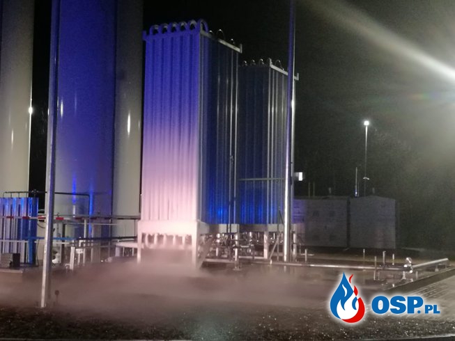 Pożar w bloku i wyciek gazu na stacji regazyfikacji LNG 21-02-2019 OSP Ochotnicza Straż Pożarna